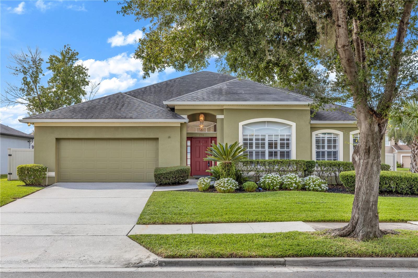 330 LAKE AMBERLEIGH DRIVE