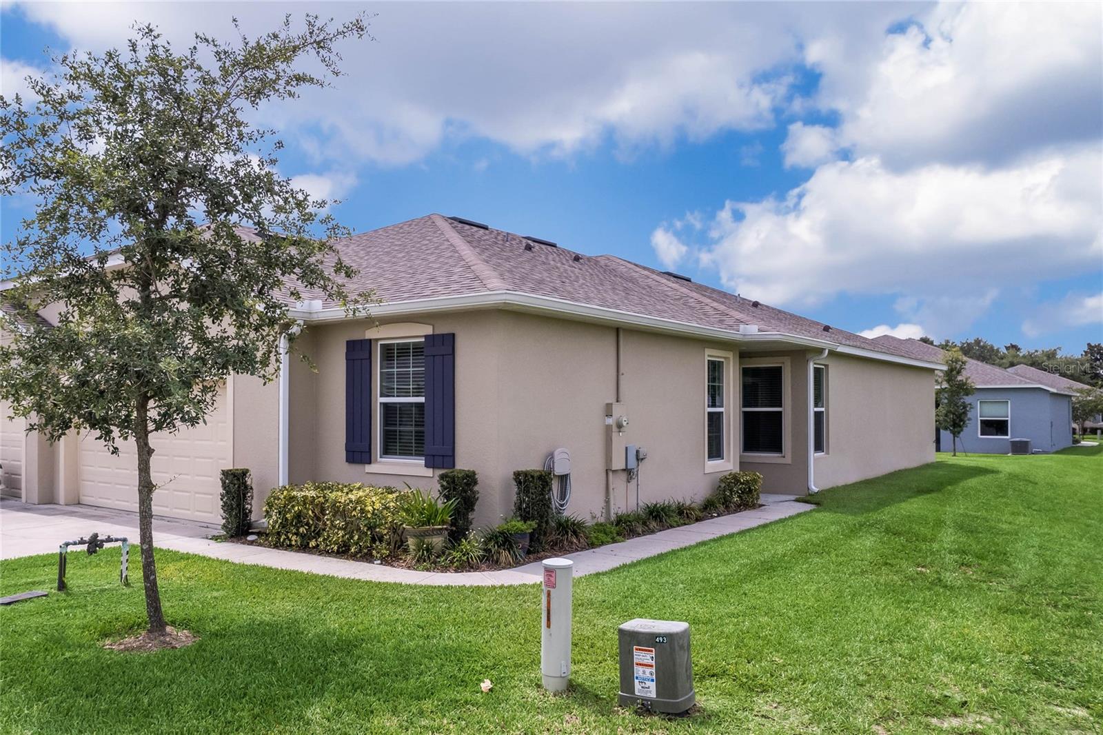Listing photo 1 for 4400 Bedford Way