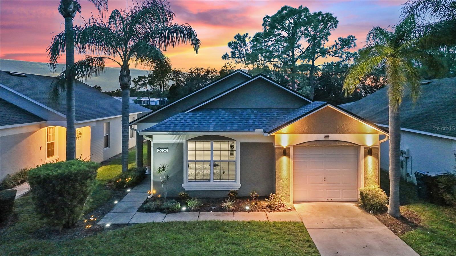 Listing photo 1 for 2656 Hemingway Ave