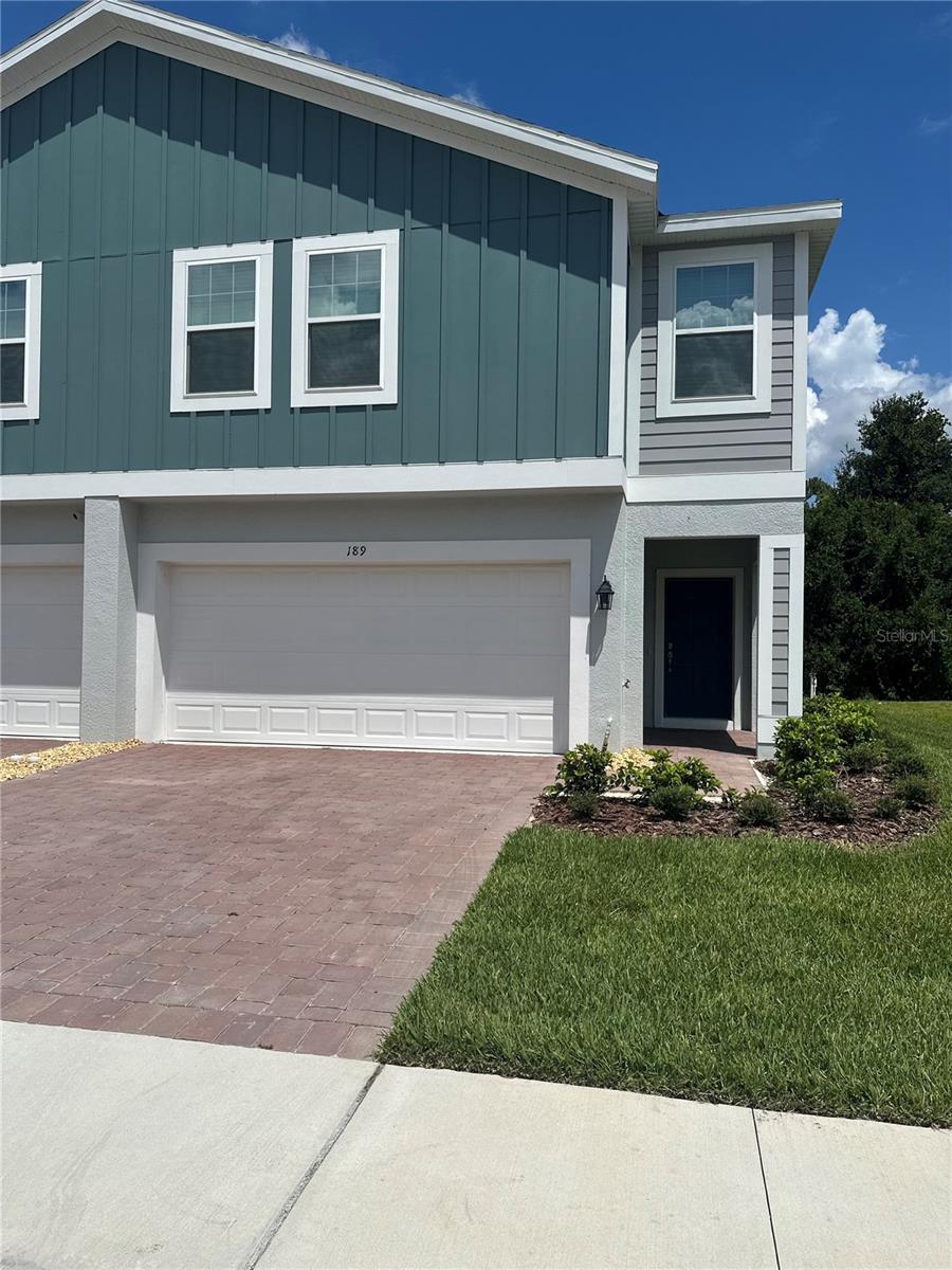 Listing photo 1 for 189 Glass Onion Dr