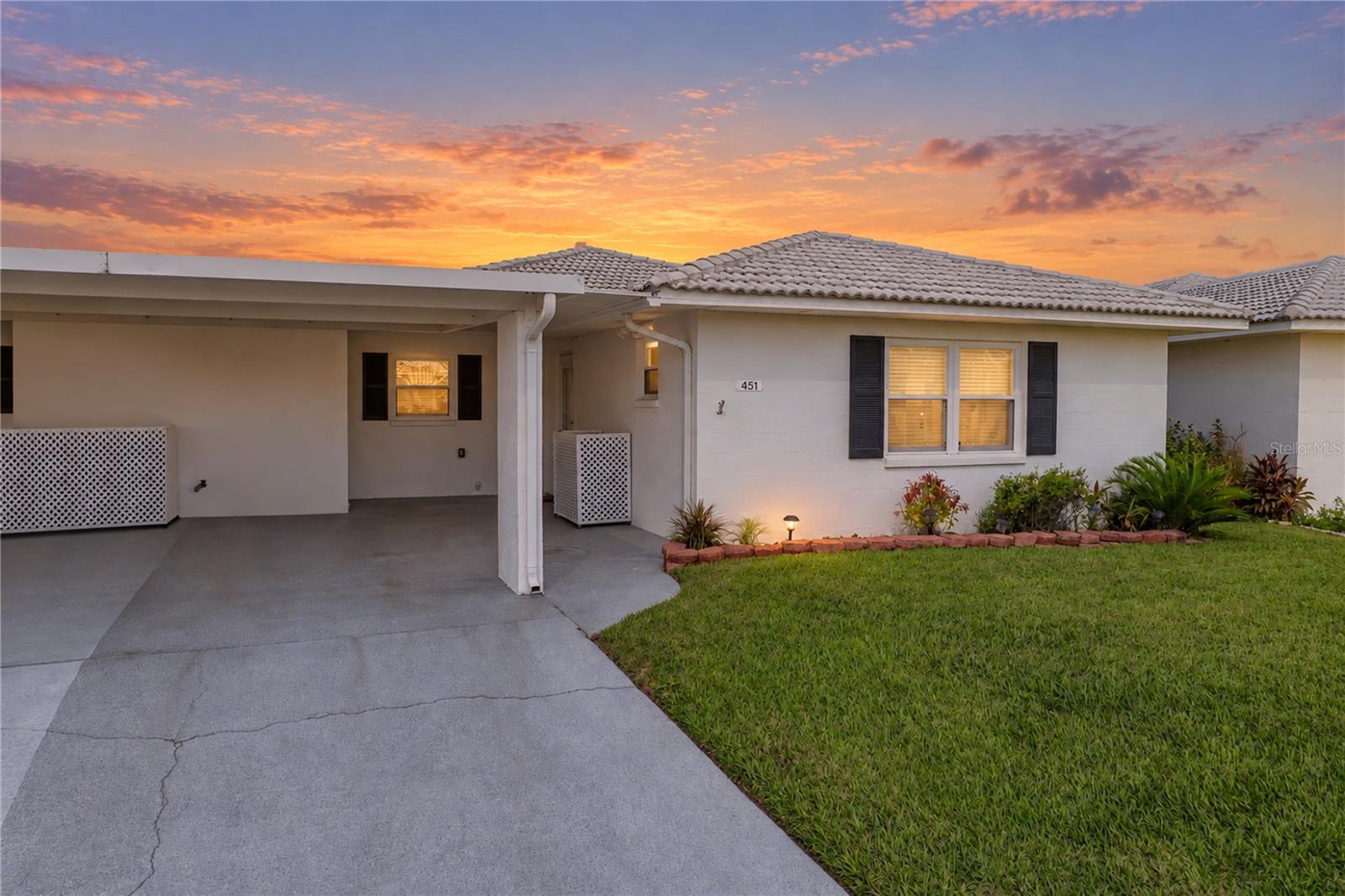 Listing photo for 451 Cameo Dr