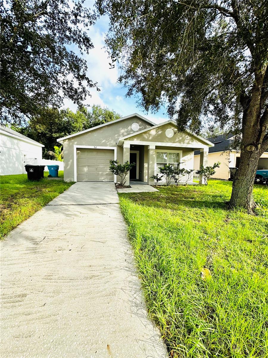 767 PALMERA STREET