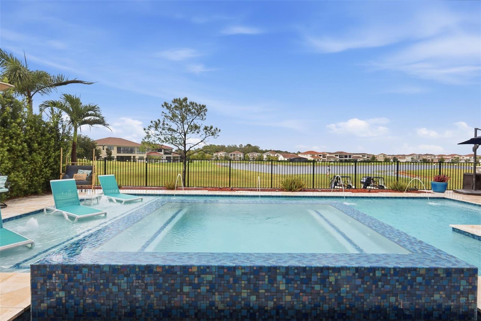Listing photo 2 for 13283 Alderley Dr