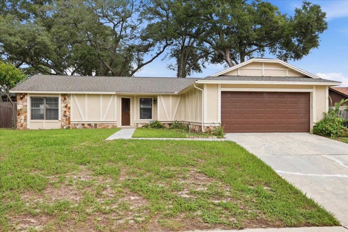 Listing photo 2 for 5045 Catspaw Ct