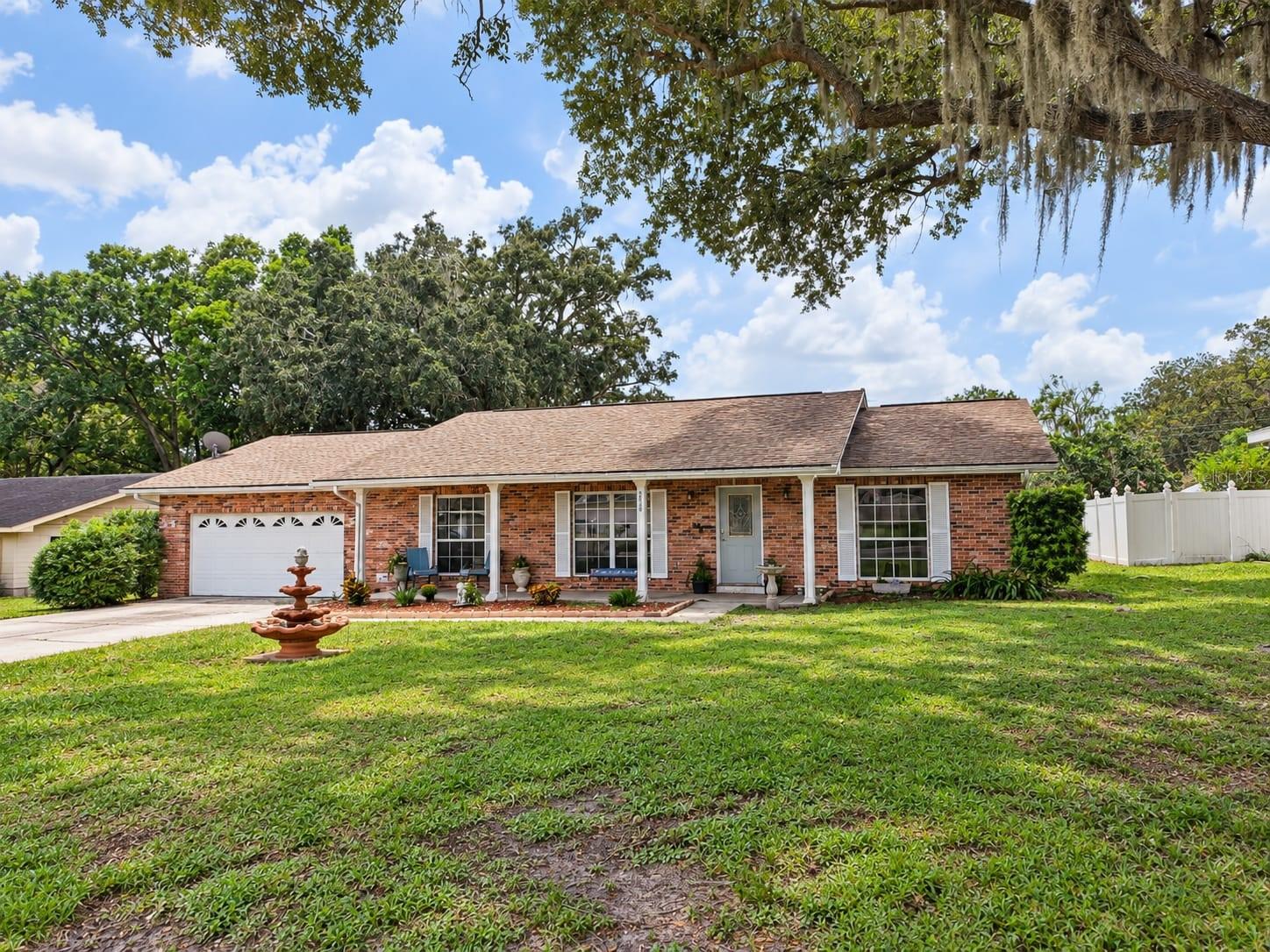 Listing photo 2 for 5838 Gibson Shores Dr