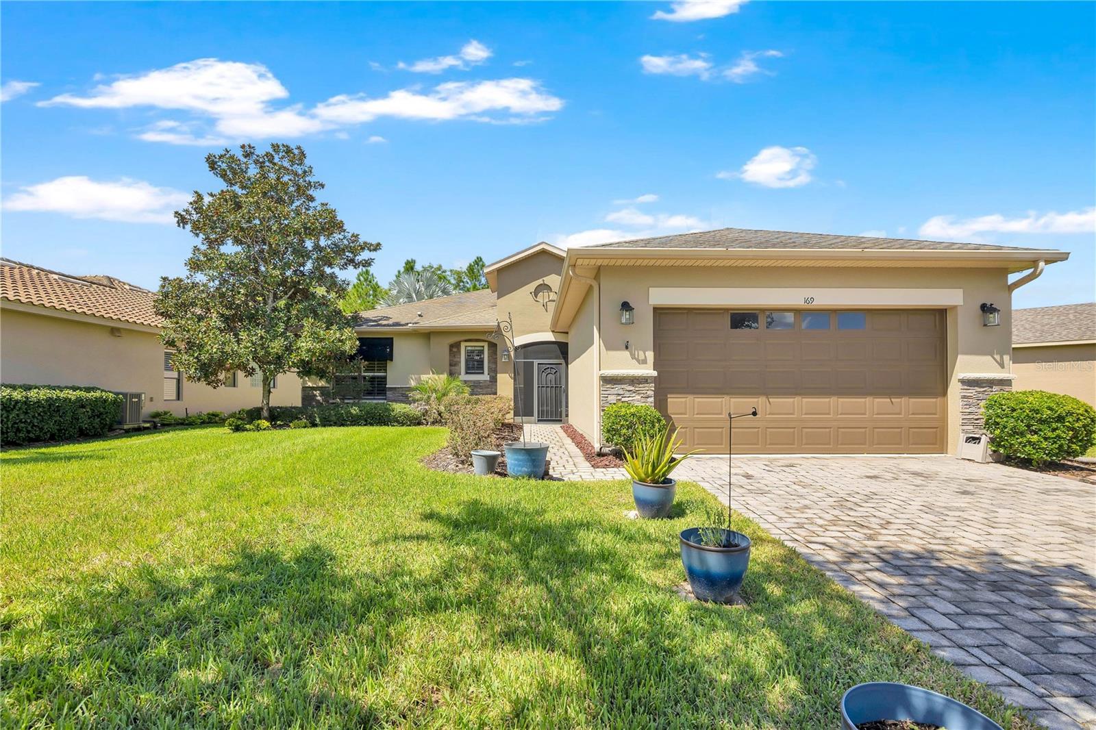 Listing photo for 169 Indian Wells Ave