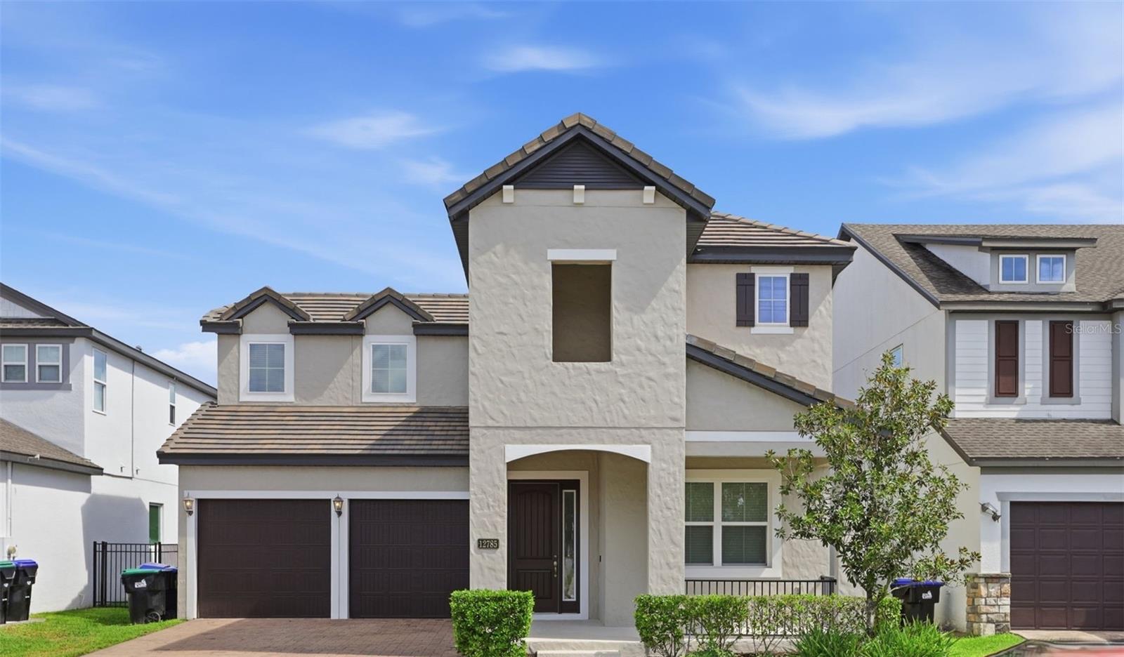 Listing photo 2 for 12785 Westside Village Loop