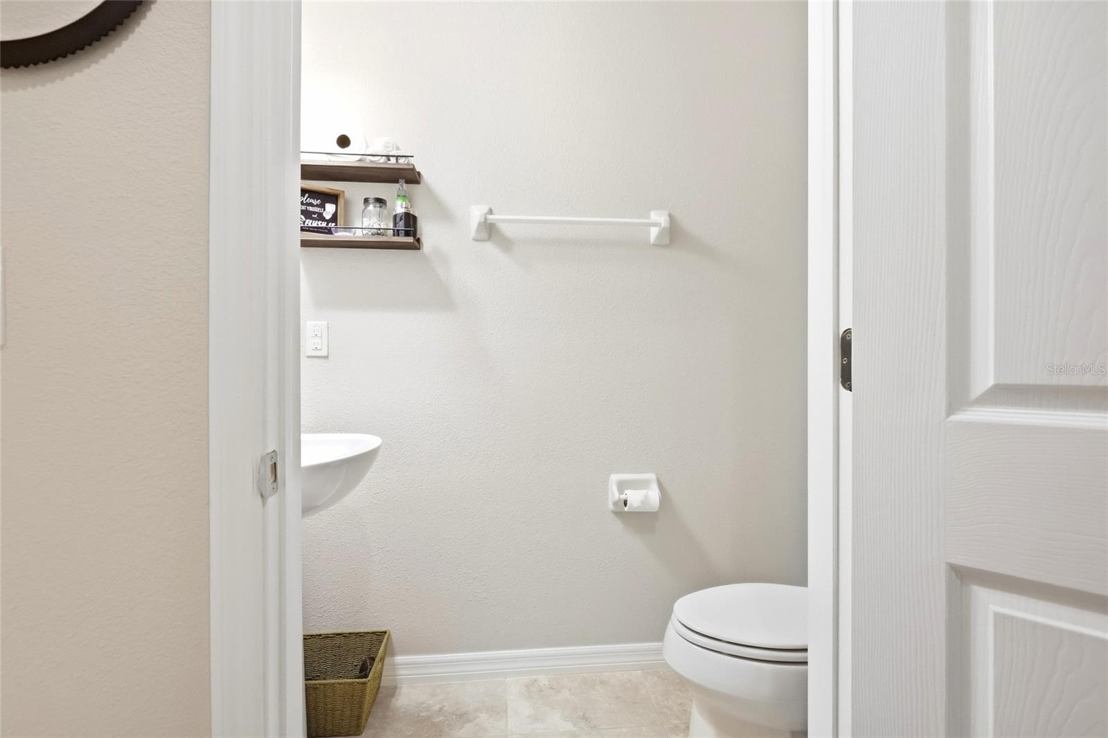 Photo 19