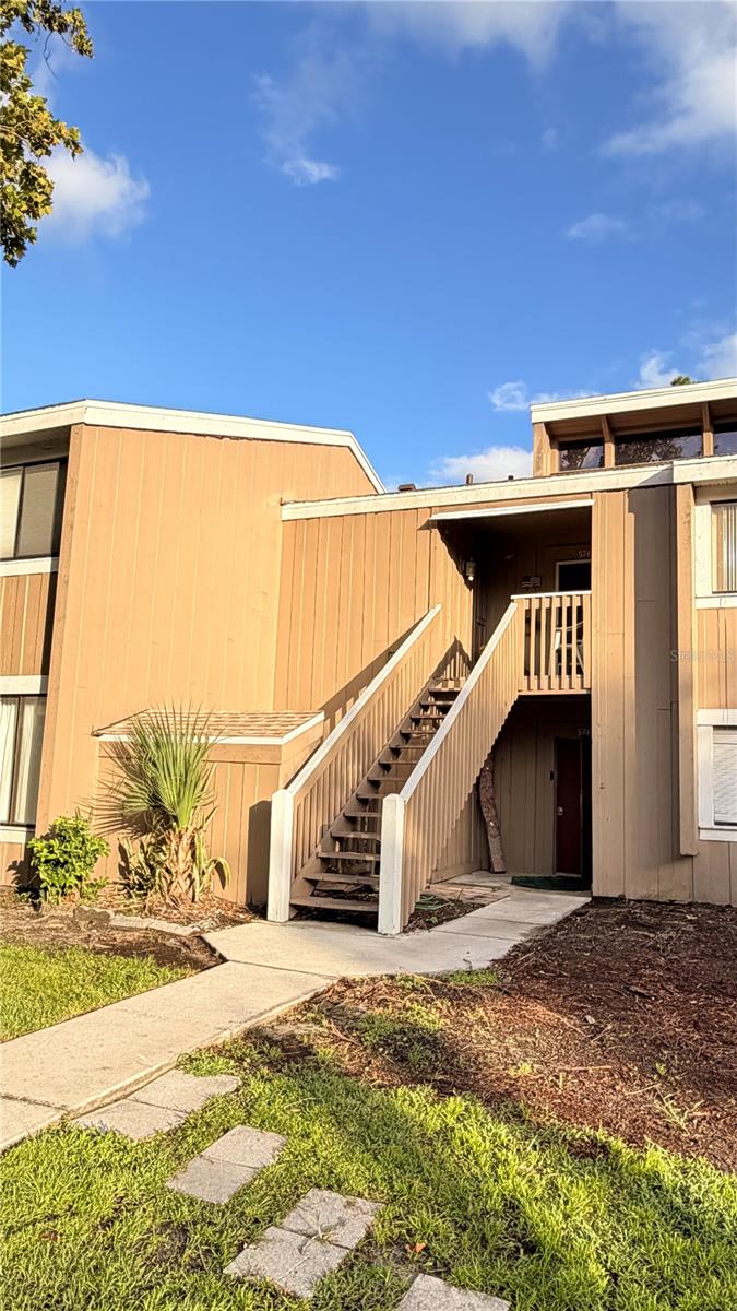 5749 PEREGRINE AVENUE Unit 28E