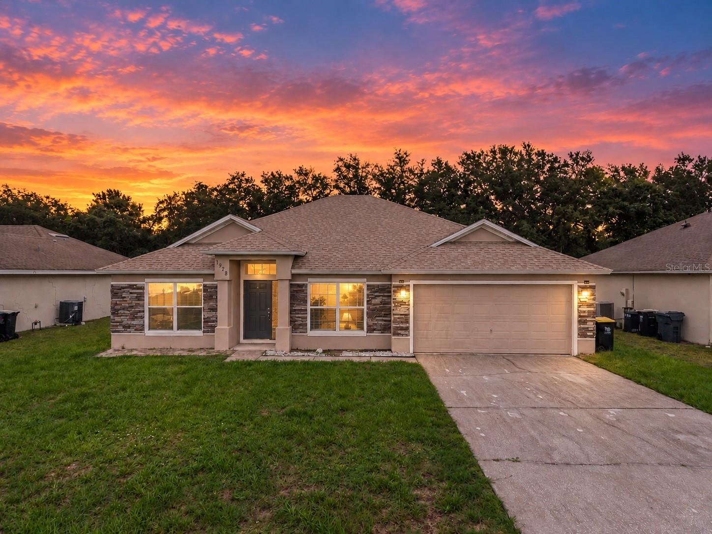 Listing photo for 1928 Michigan Ct