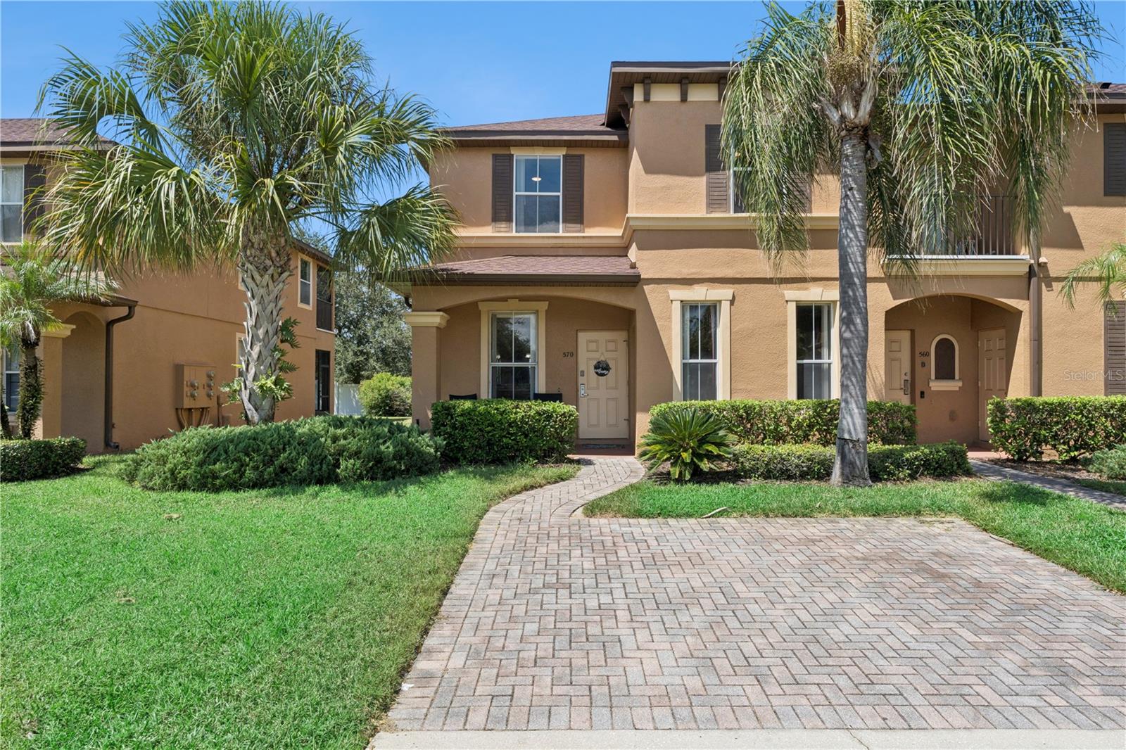 Listing photo 1 for 570 Calabria Ave