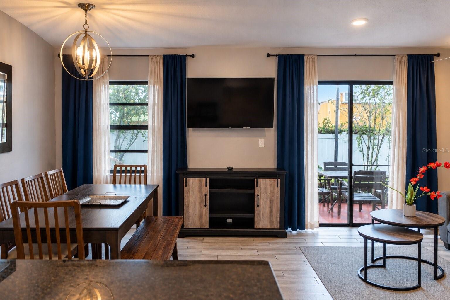 Listing photo 3 for 1122 Spaceport Ct