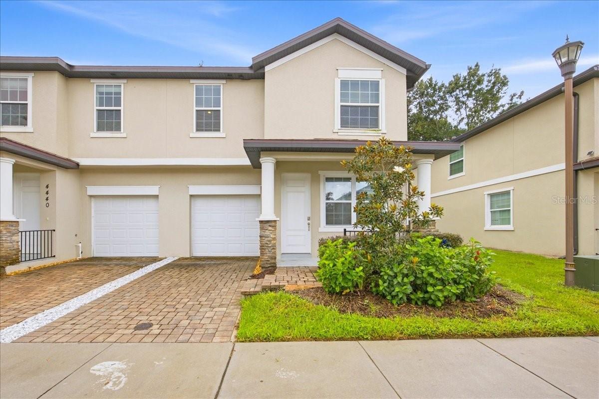 4444 SUMMER FLOWERS PLACE