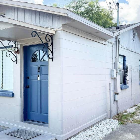 Listing photo 3 for 519 Channing Rd