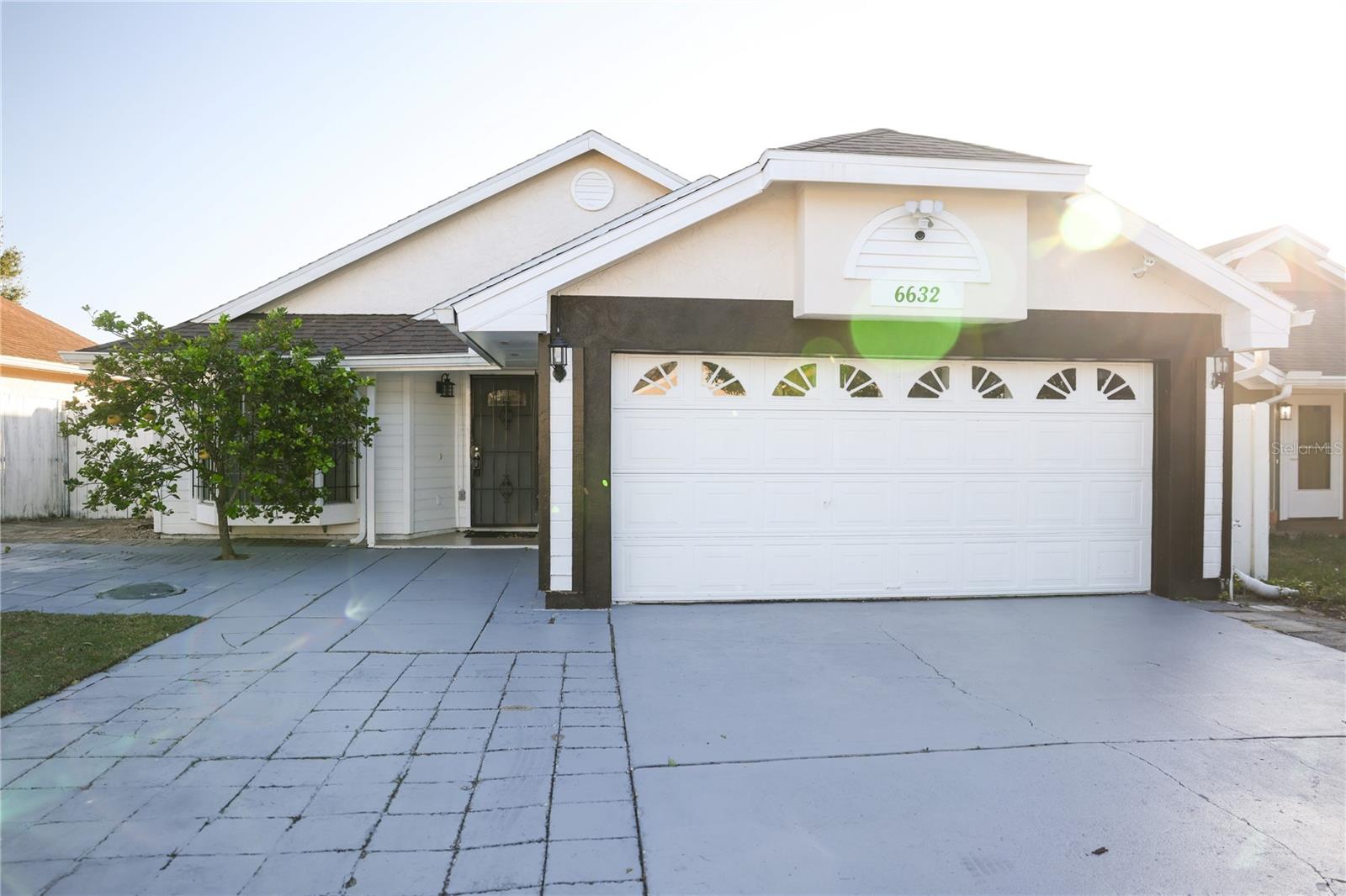 6632 MERITMOOR CIRCLE