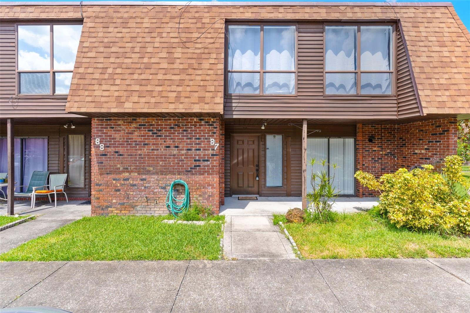 Listing photo 1 for 1836 N Crystal Lake Dr #87