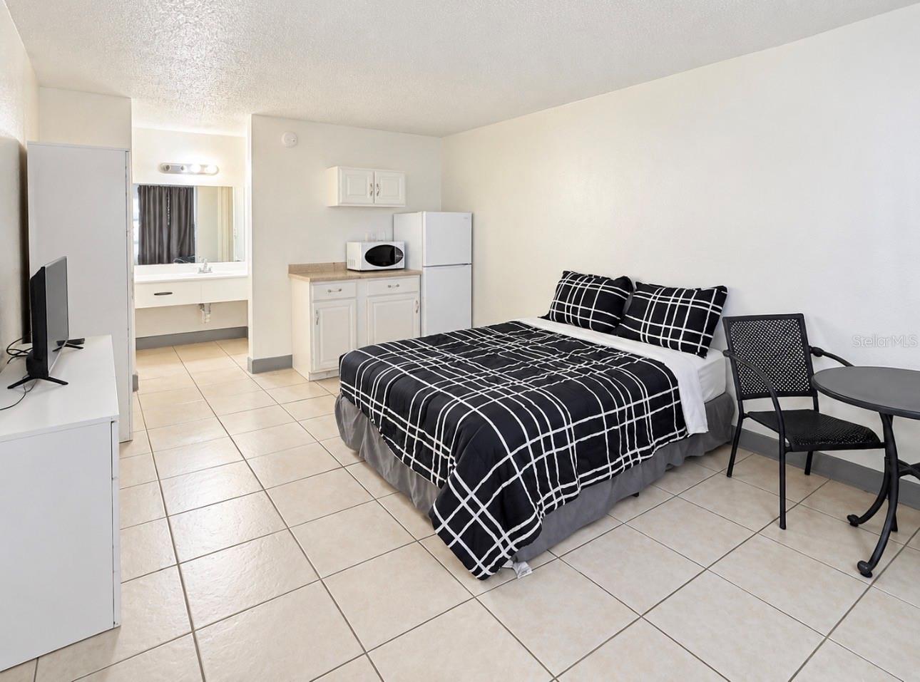 7900 S ORANGE BLOSSOM TRAIL Unit 2002