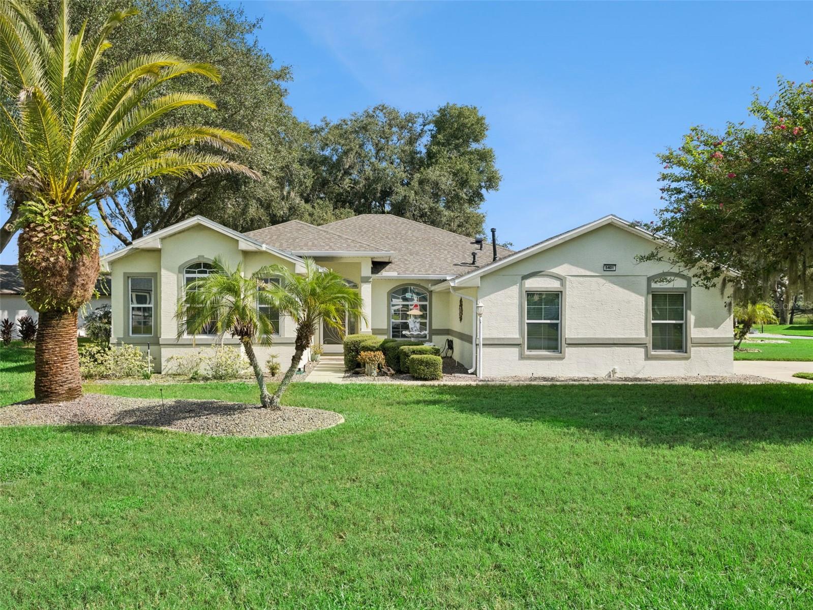 Listing photo 1 for 5401 Essex Ct