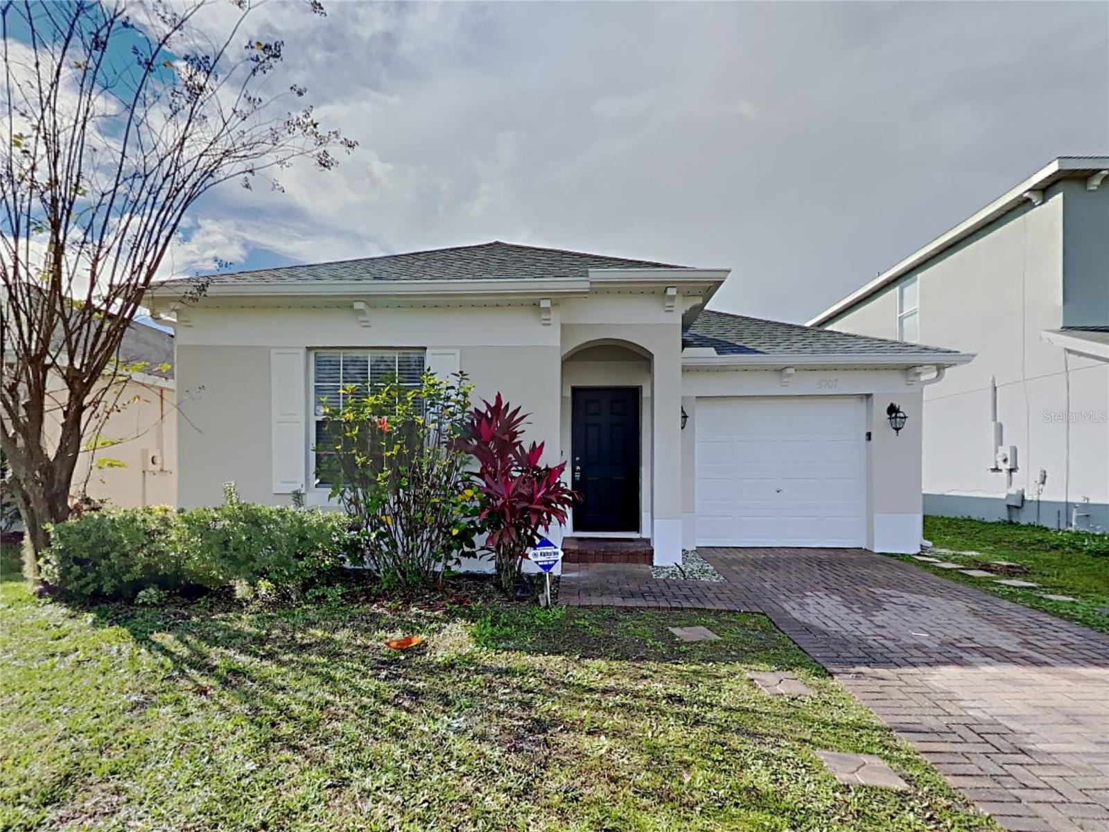 5707 VISTA LINDA DRIVE
