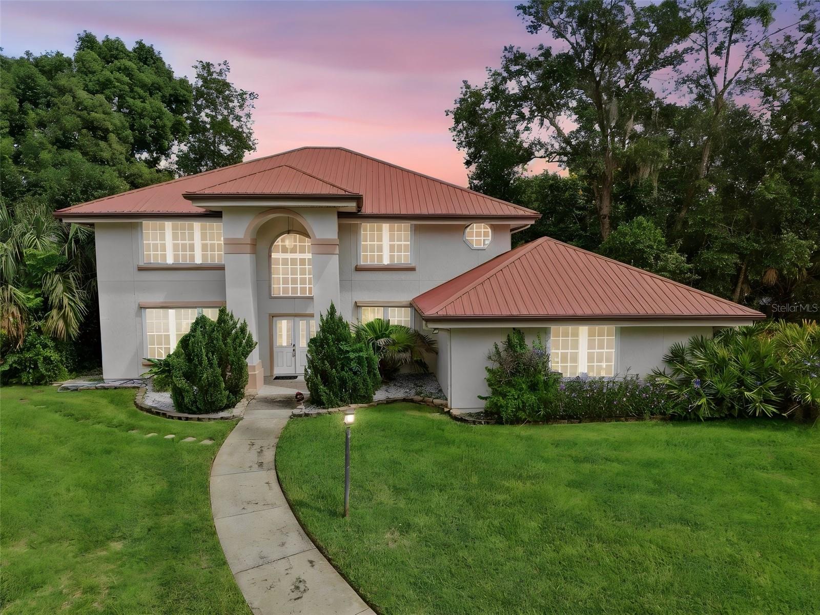 Listing photo 2 for 400 Pine Tree Rd