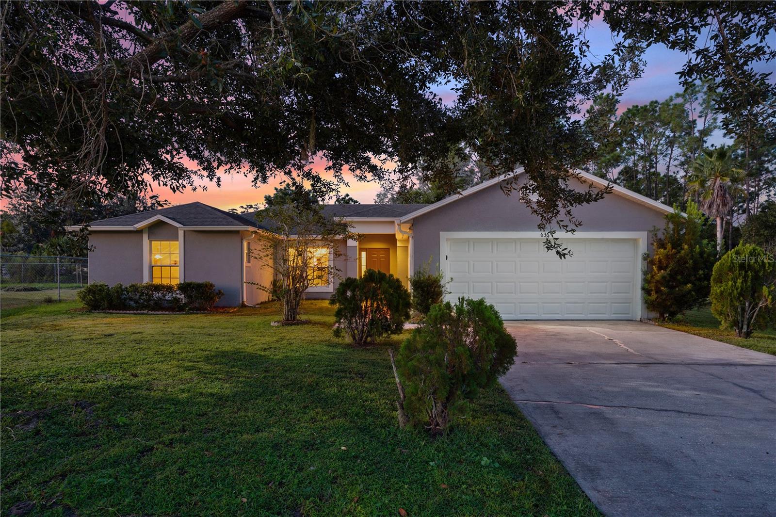 636 REGENCY WAY