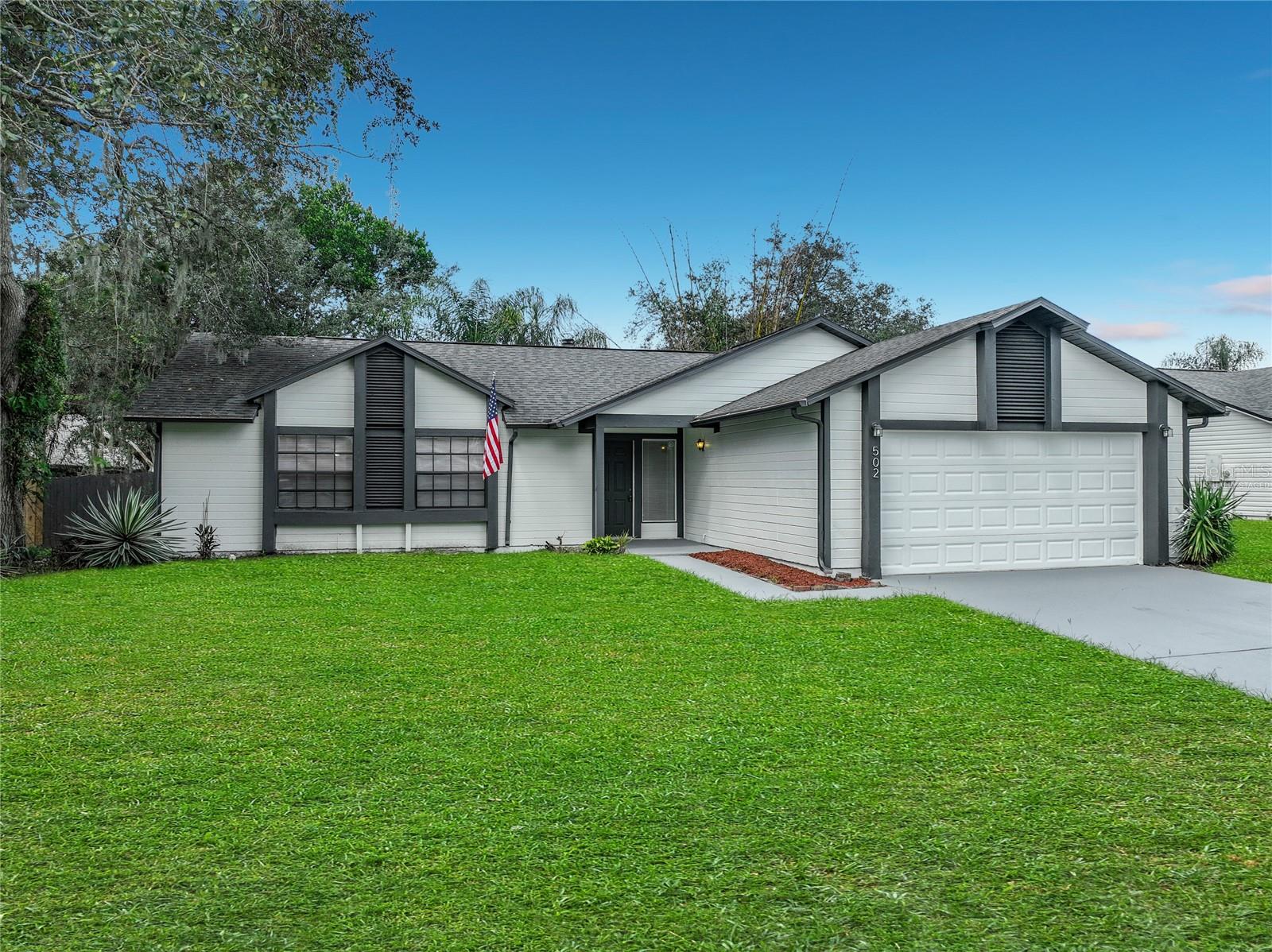 502 HAGER DR