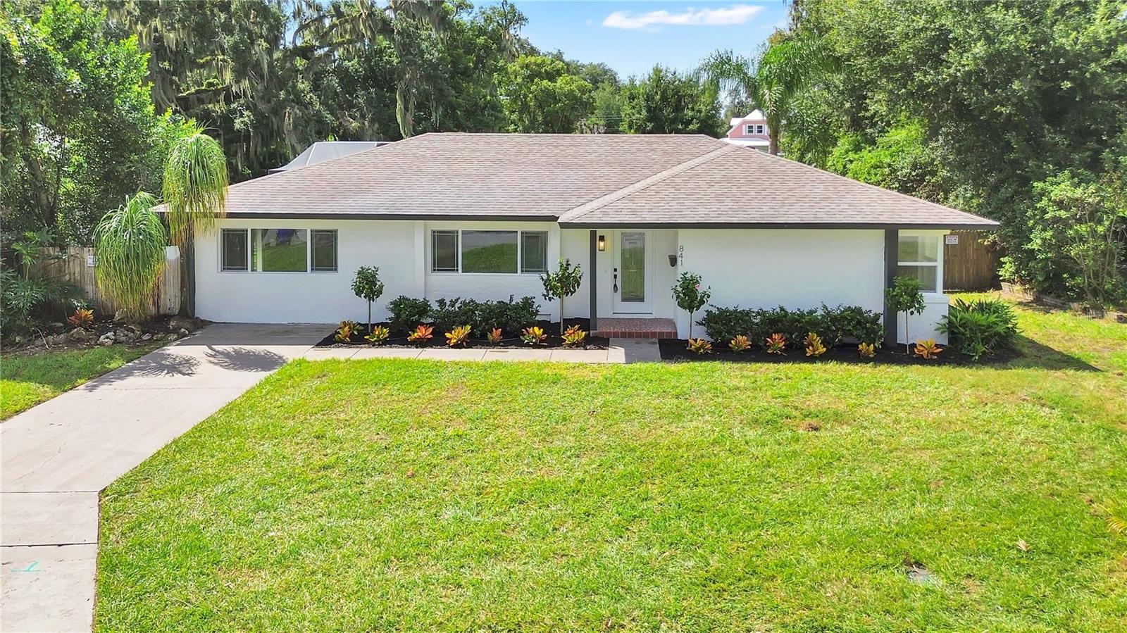 Listing photo for 841 E Valencia St