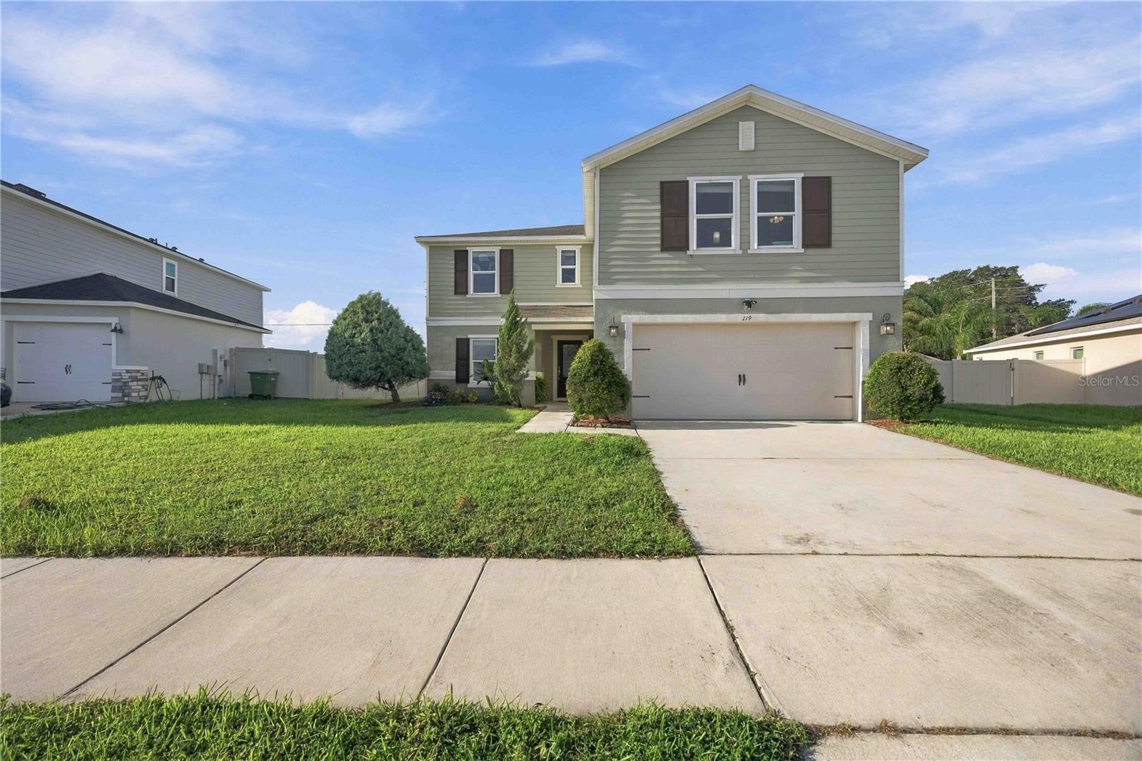 Listing photo 1 for 119 Sunfish Dr