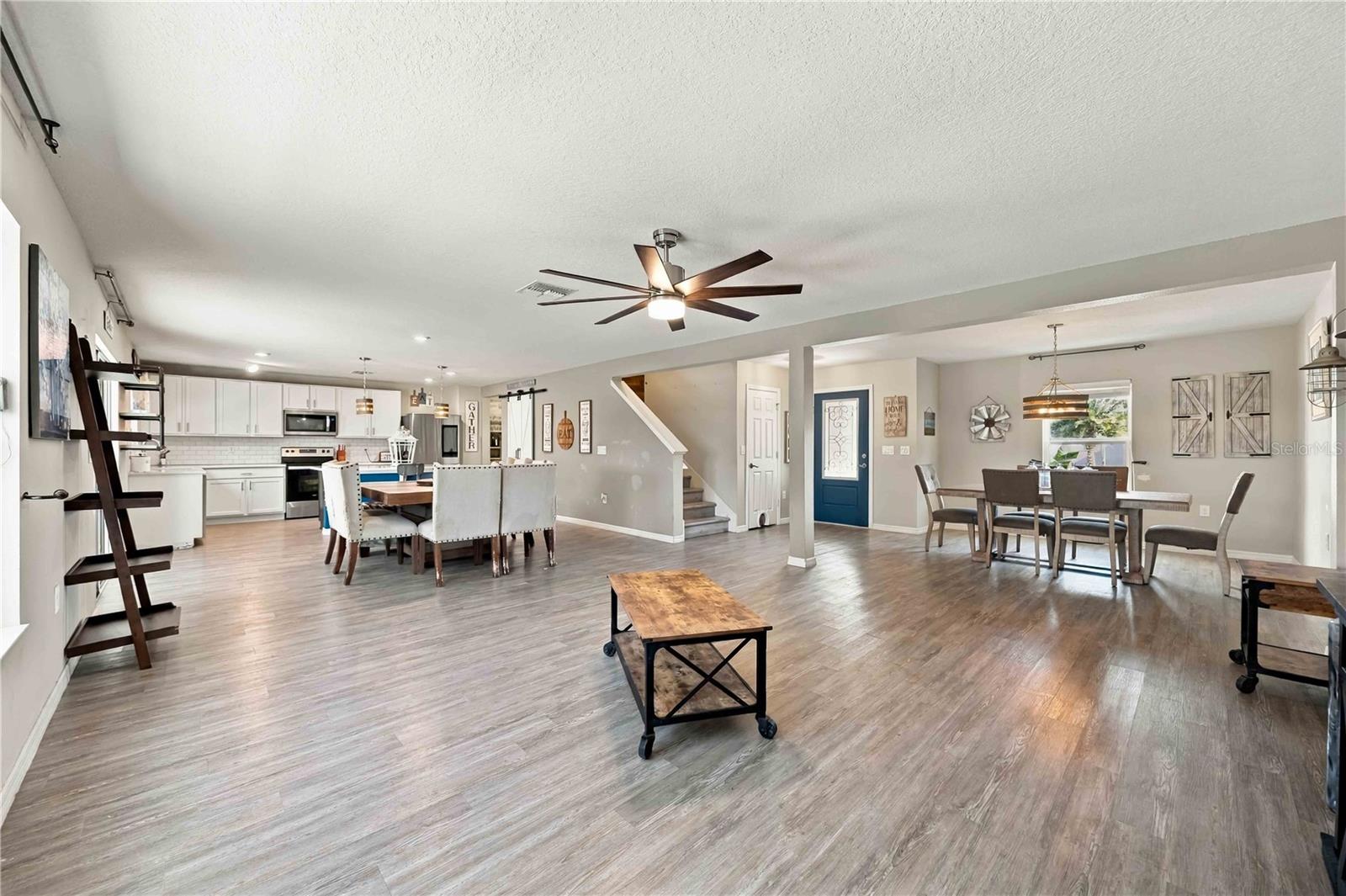 Listing photo 2 for 119 Sunfish Dr