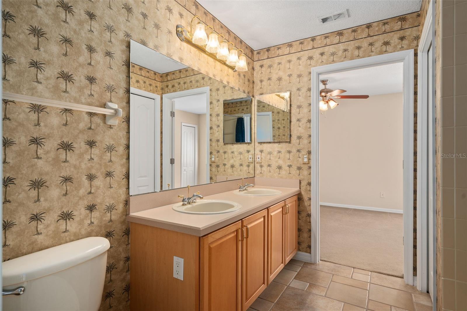 Photo 38