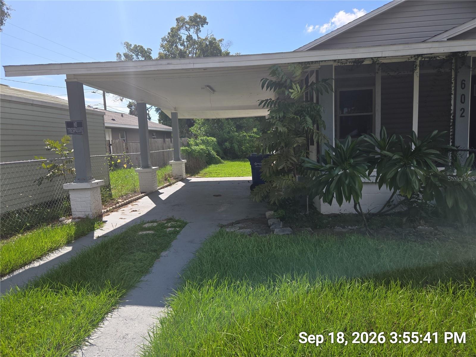 Listing photo 2 for 602 Nw 1st Ave