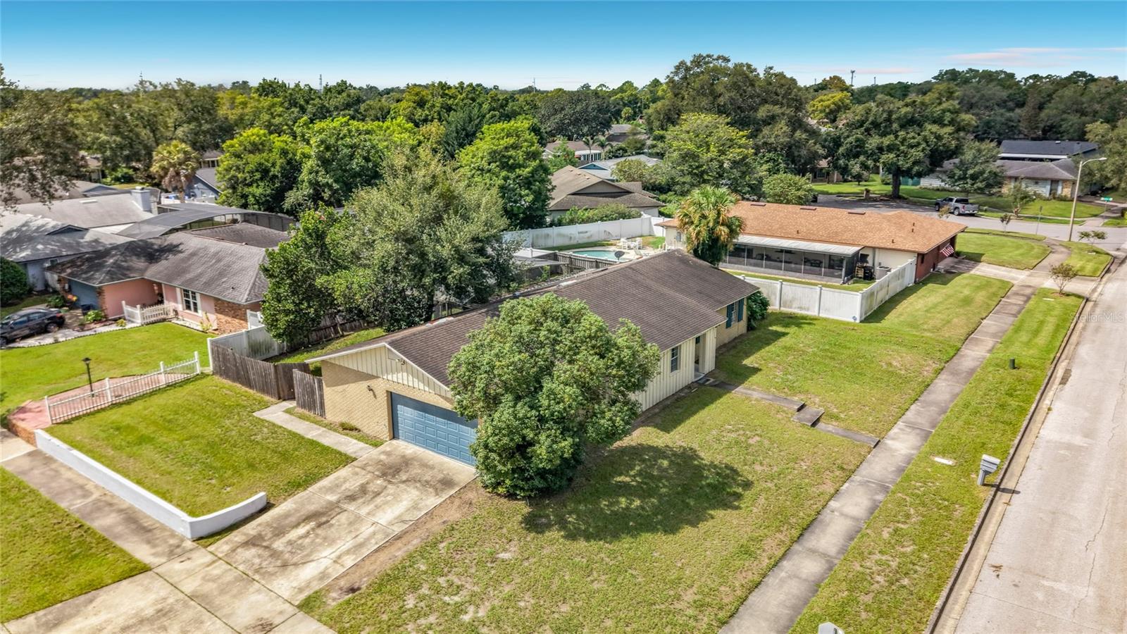 5310 NADINE STREET