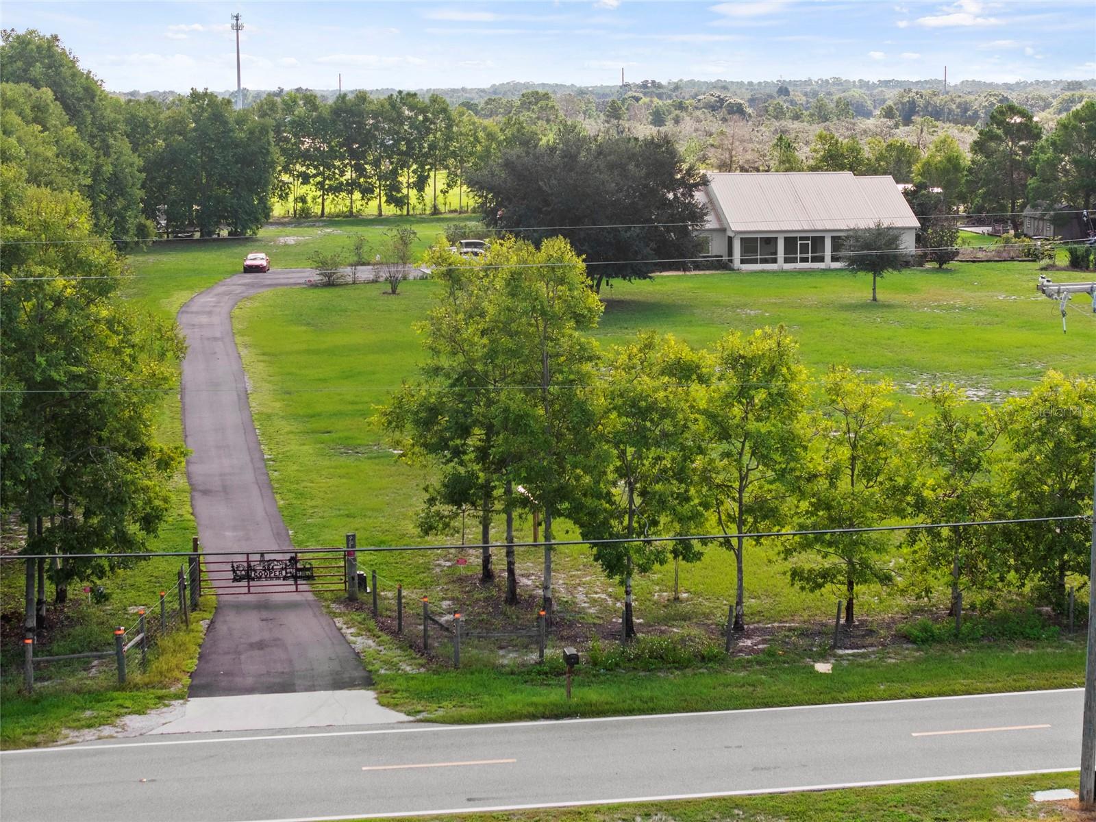 Listing photo 1 for 281 Gerber Dairy Rd