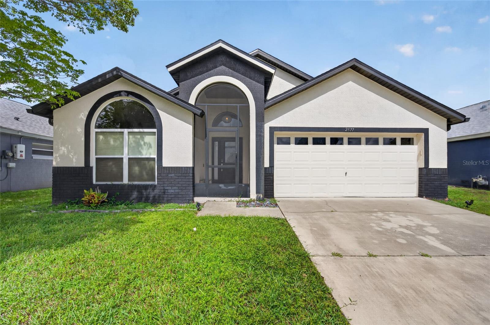 2577 ONEIDA LOOP