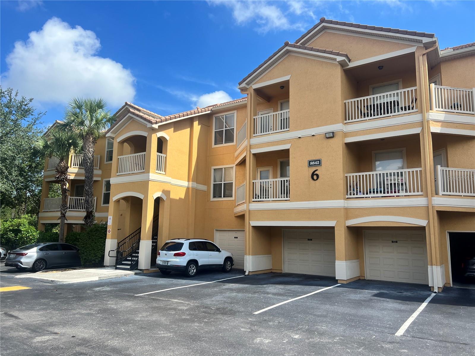 8842 VILLA VIEW CIRCLE Unit 203