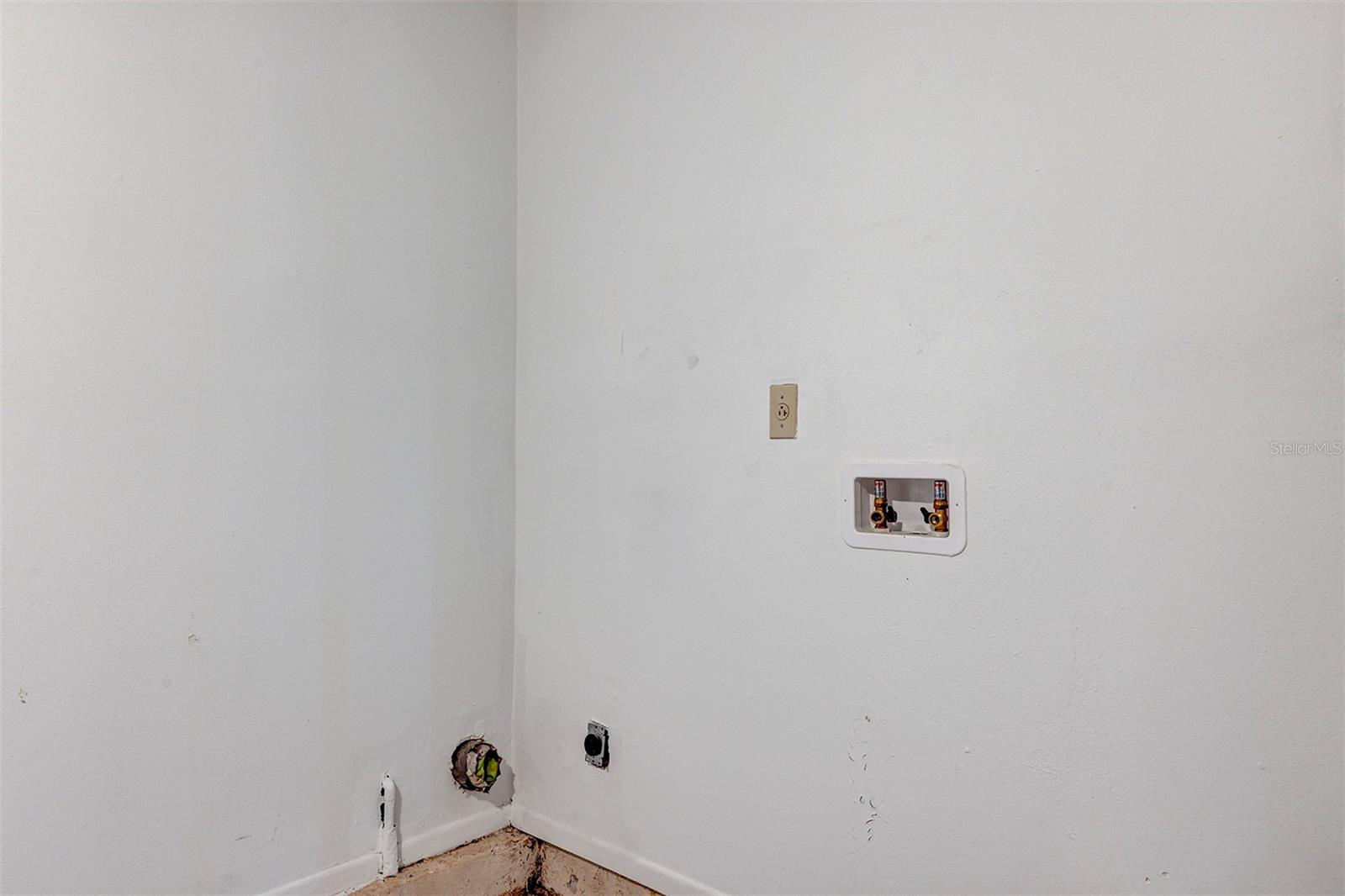 Photo 32