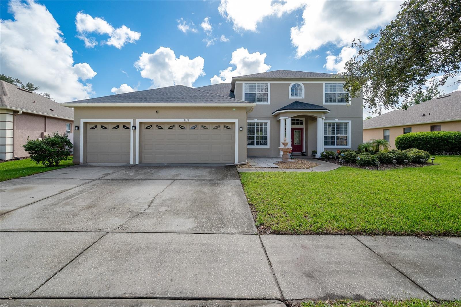 2122 CASCADES COVE DRIVE