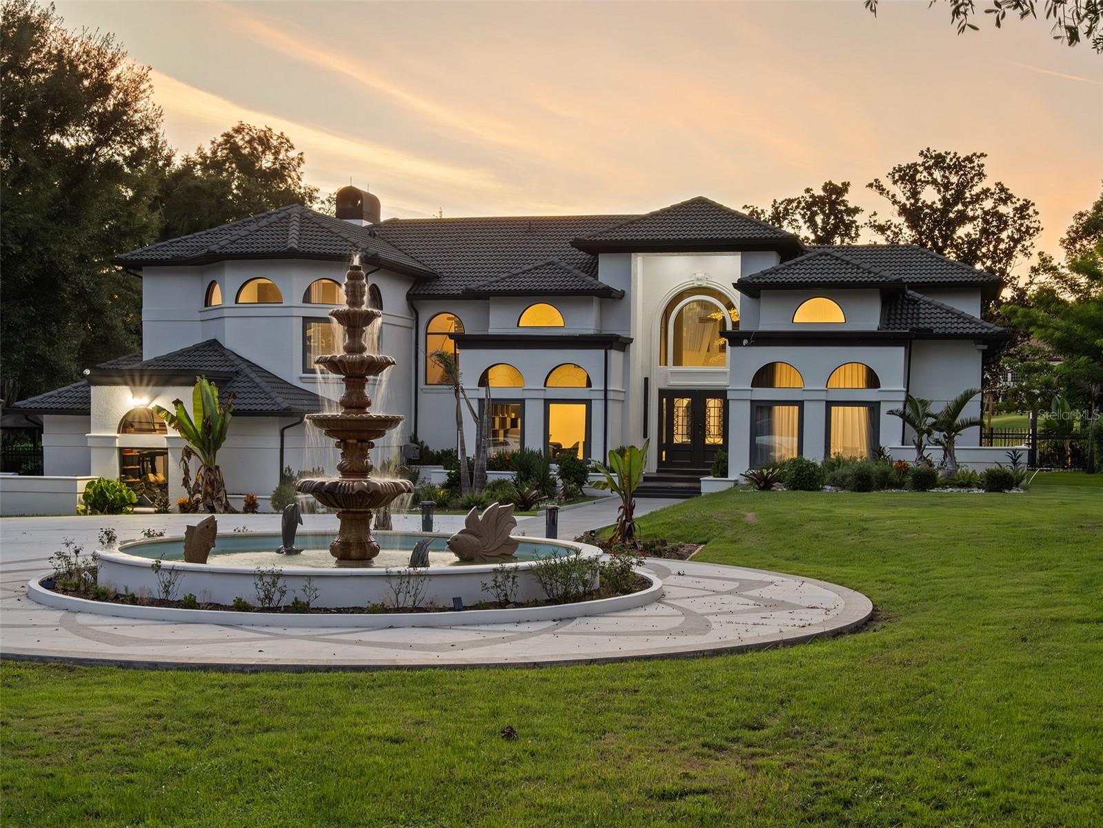 5186 VARDON DRIVE