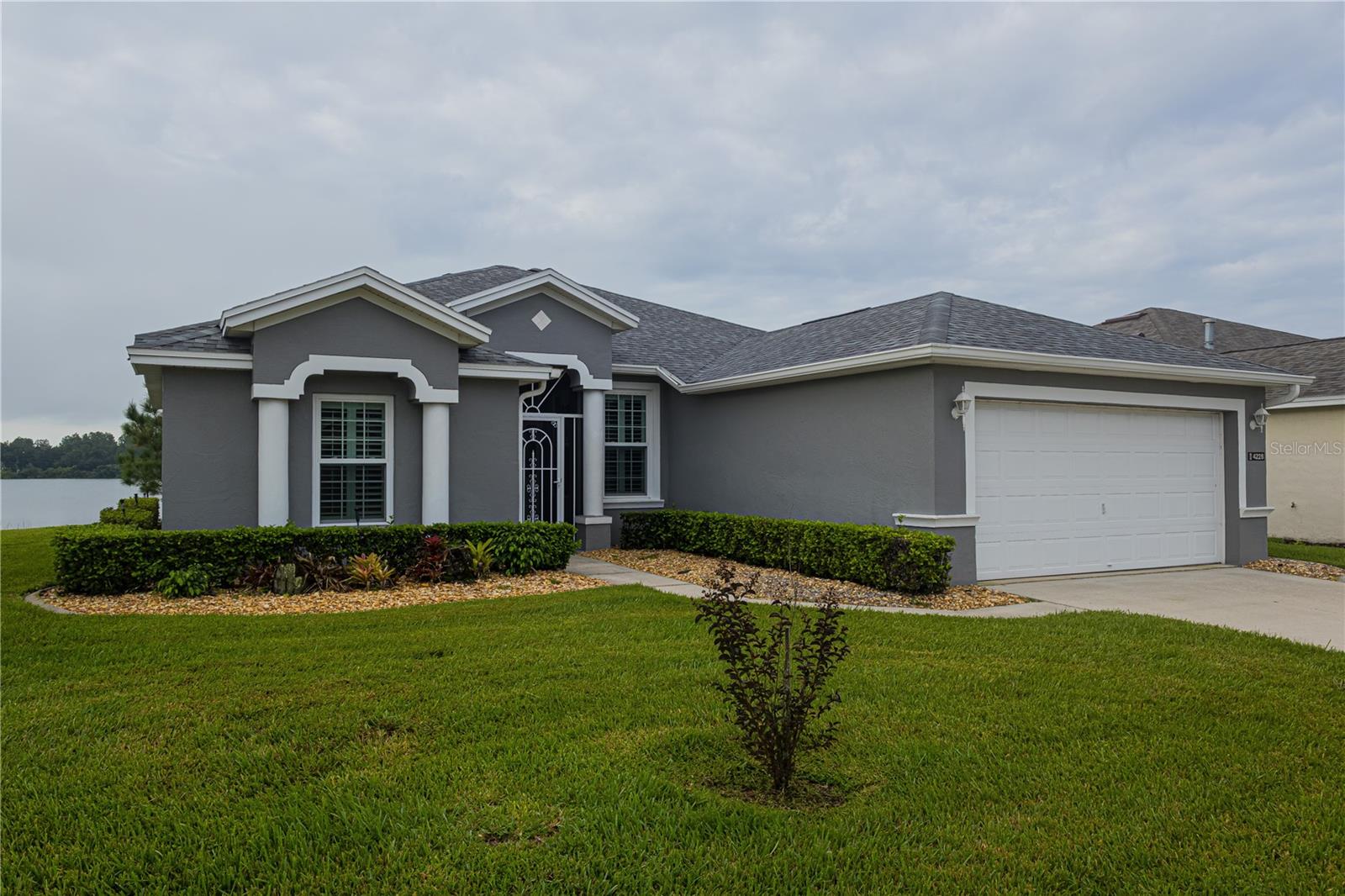 Listing photo 2 for 4228 Windchime Ln
