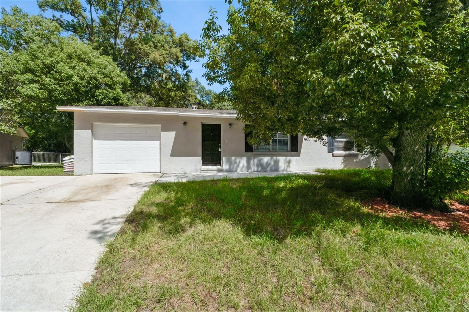 241 LOCH LOW DRIVE
