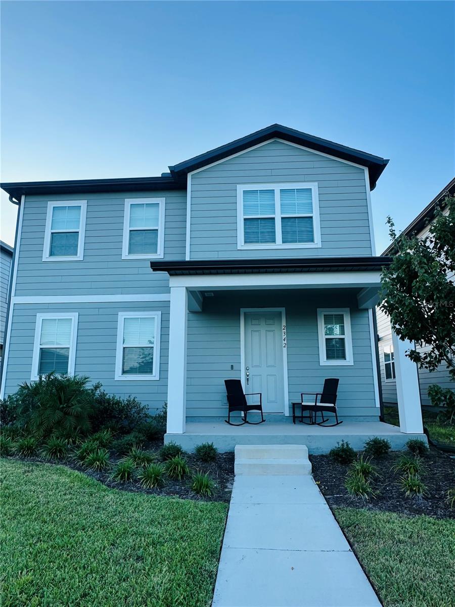 Listing photo 2 for 2342 Broadbrook Dr