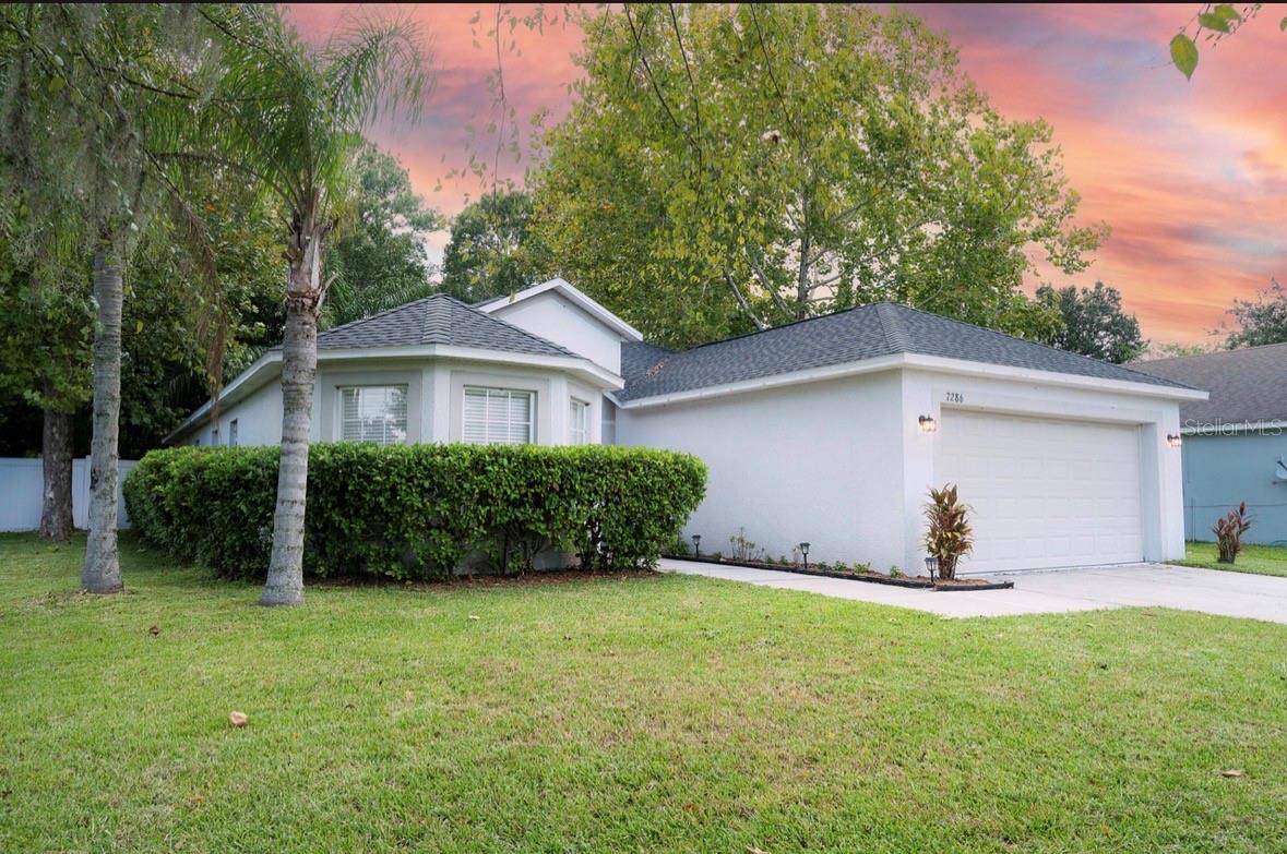 Listing photo 2 for 7286 Cedarcrest Blvd
