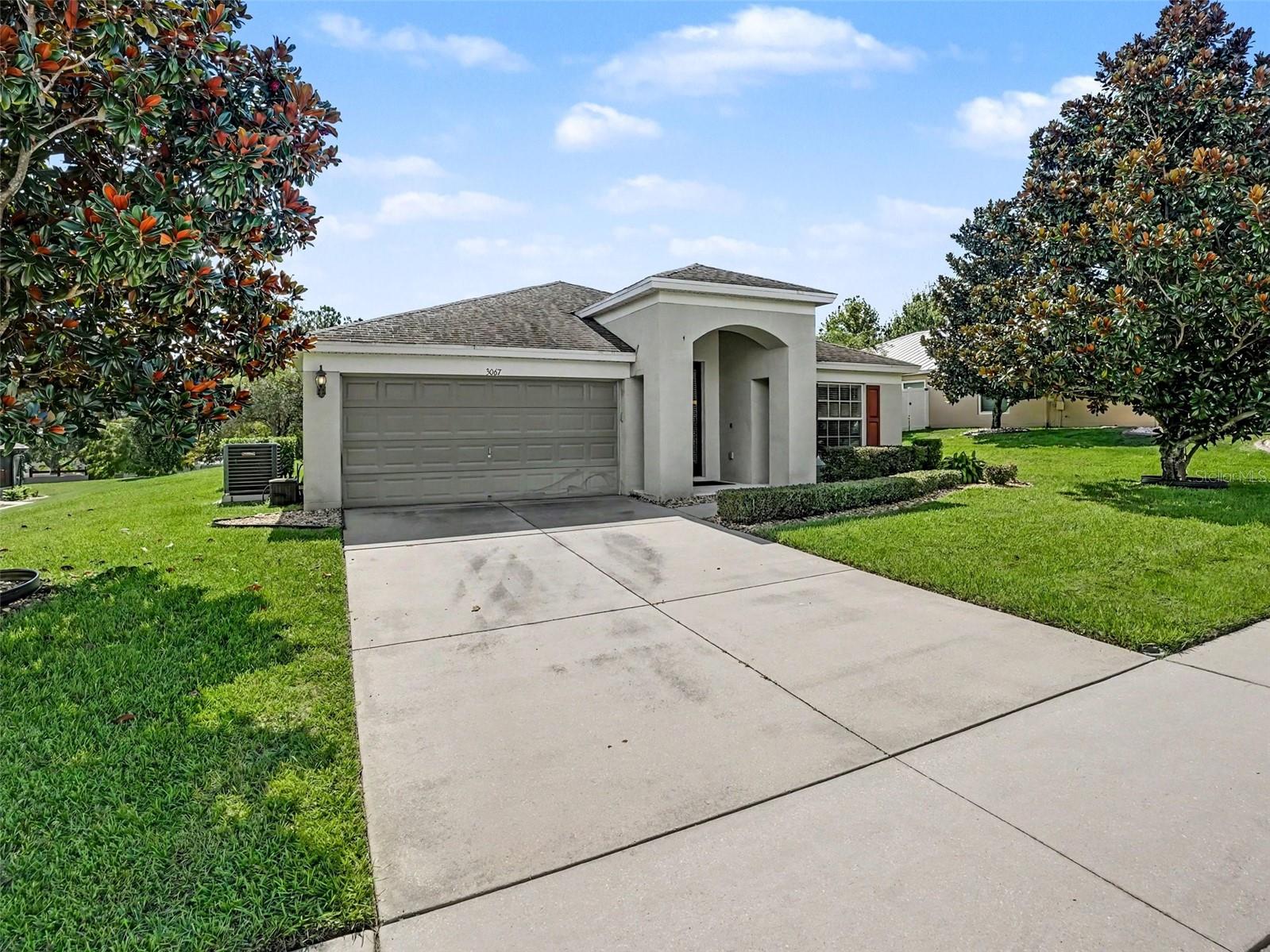 Listing photo 2 for 3067 Santa Marcos Dr