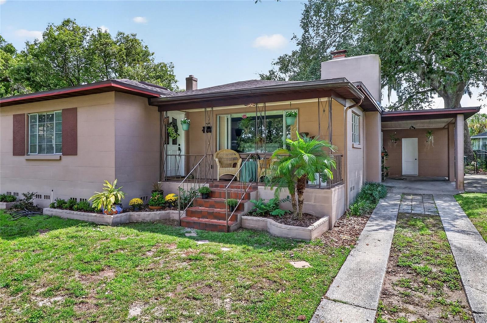 Listing photo 1 for 404 W Belvedere St