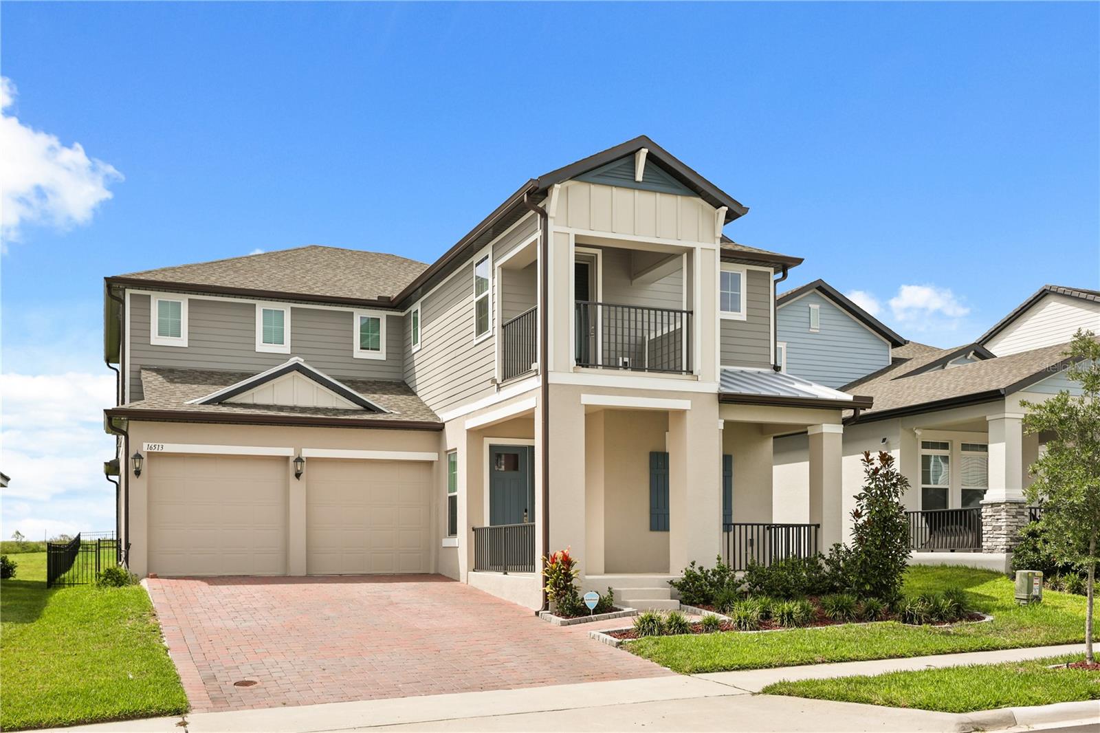 Listing photo 2 for 16513 Silver Brook Way