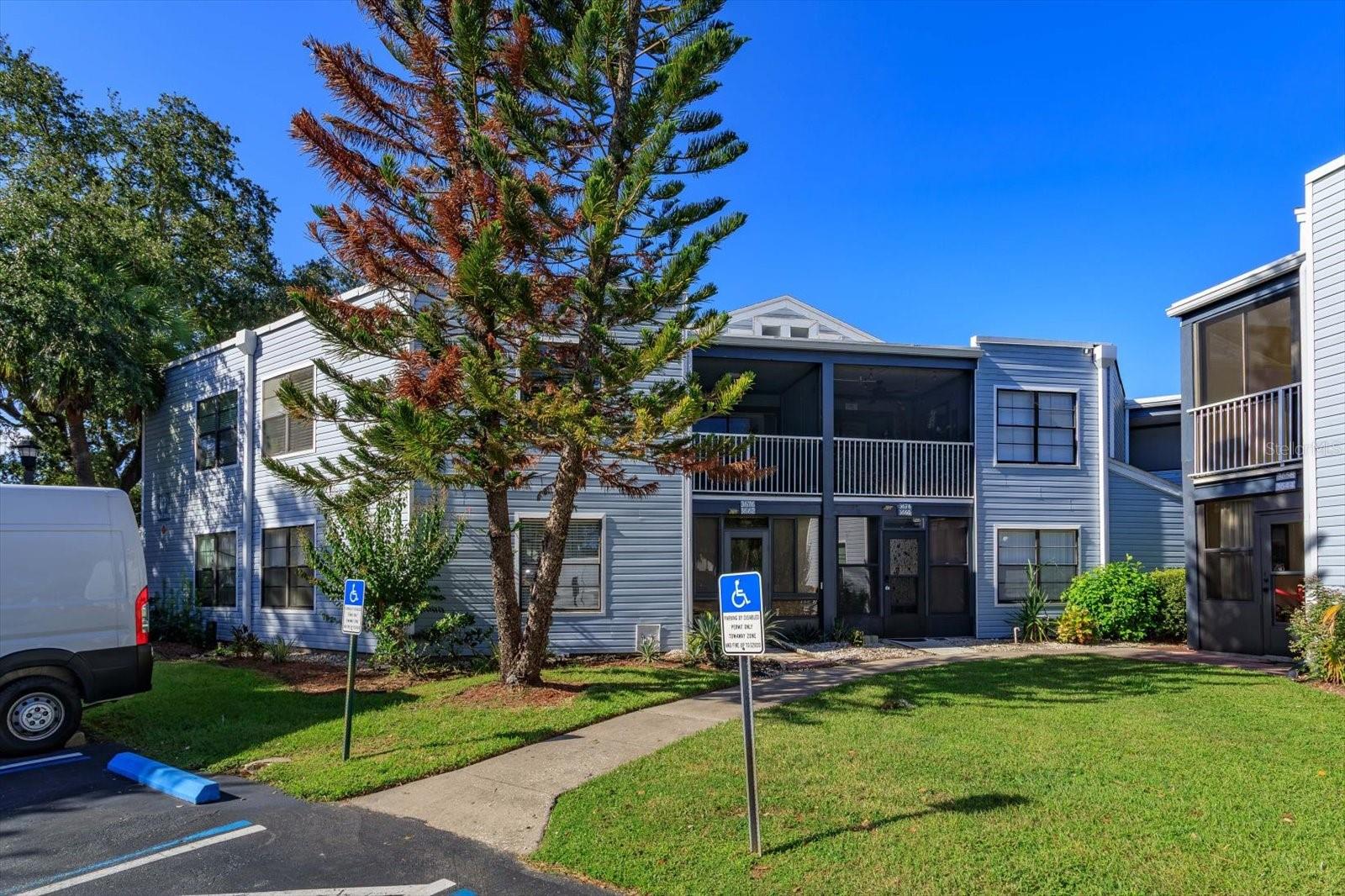Listing photo 1 for 3676 Southpointe Dr #u2