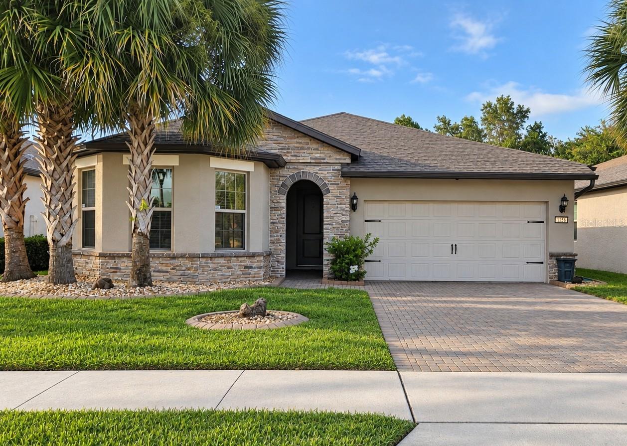 Listing photo 1 for 1196 Patterson Ter