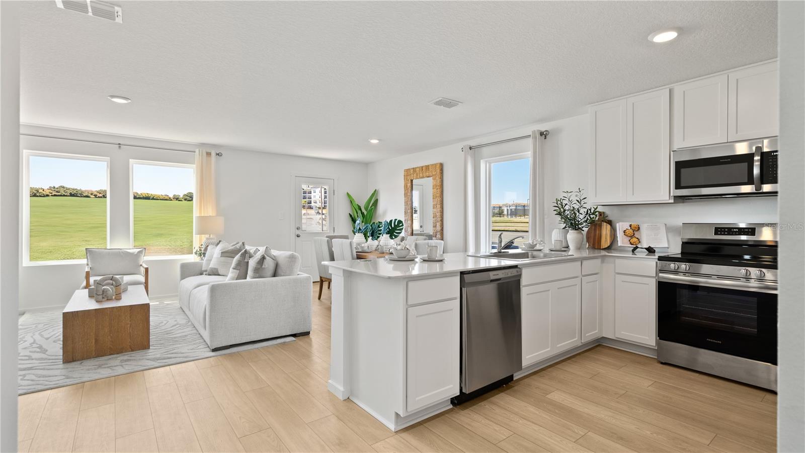 Listing photo 3 for 3303 Wandel Ter