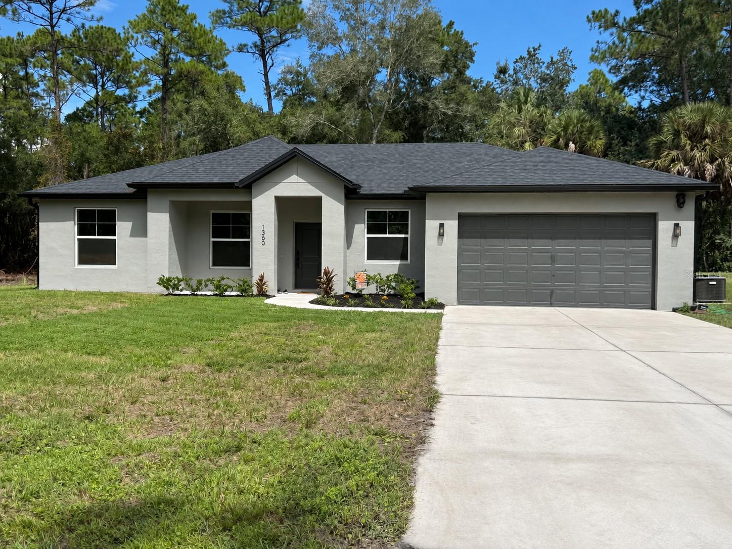 Listing photo 1 for 1360 Jayce Ct