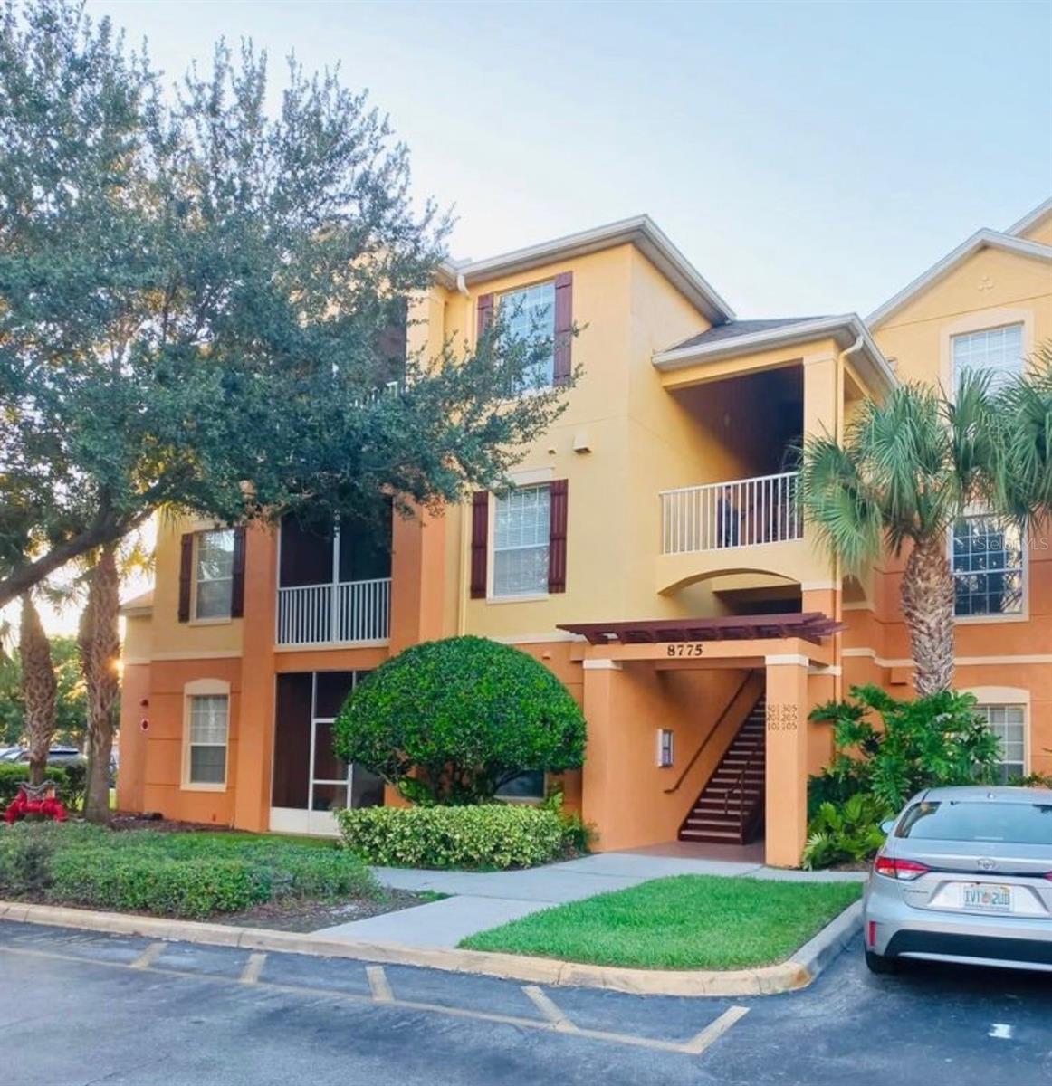 8775 SARTORI STREET Unit 301